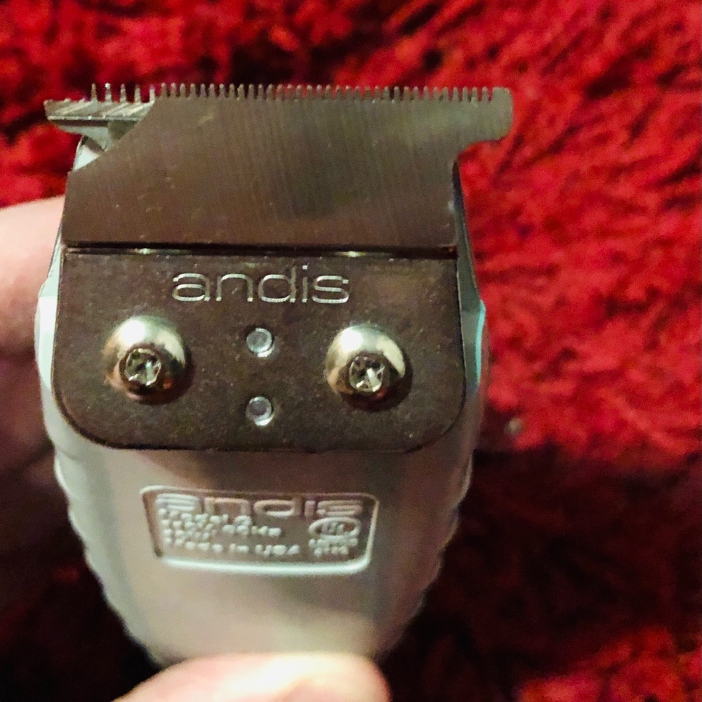 Professional T-Outliner Beard/Hair Trimmer with T-Blade, Grey - Picture 9 of 10